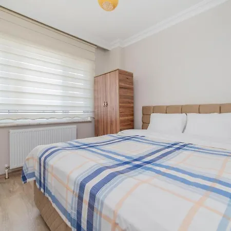 Apartment Fresh In Authentic Neighborhood *